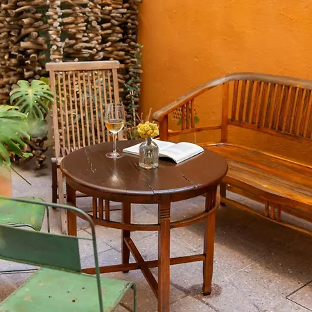 Tarongeta - Adults Only ホテル カダケス