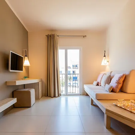 Tarongeta - Adults Only ホテル