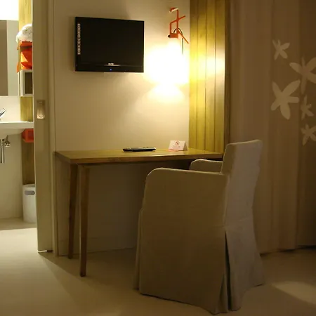 ホテル Tarongeta - Adults Only カダケス