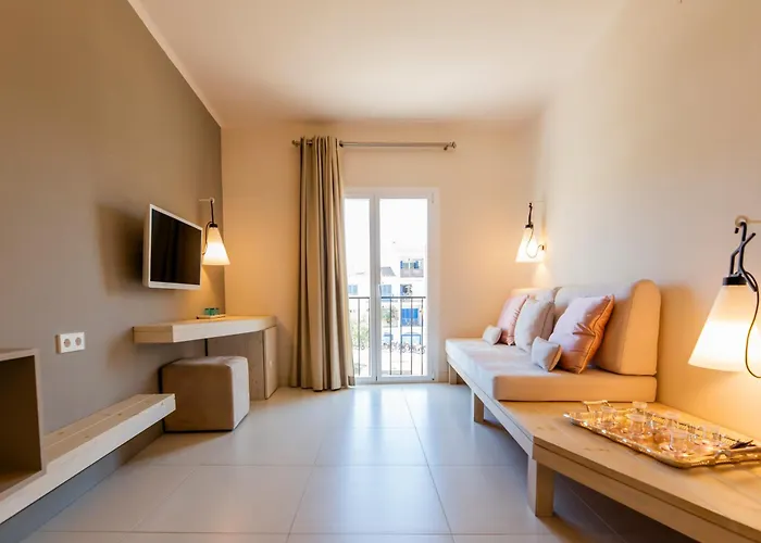 Tarongeta - Adults Only Hotel