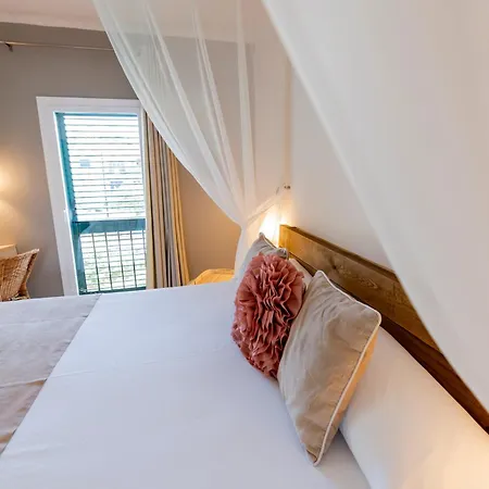 Tarongeta - Adults Only 2* Cadaqués